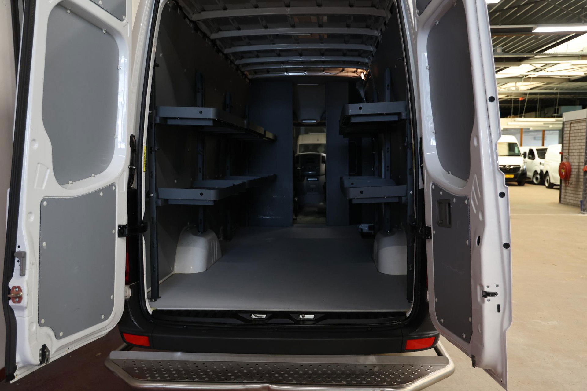Mercedes-Benz Sprinter L3H2 EURO 6 AUTOMAAT POST NL SCHAPPEN