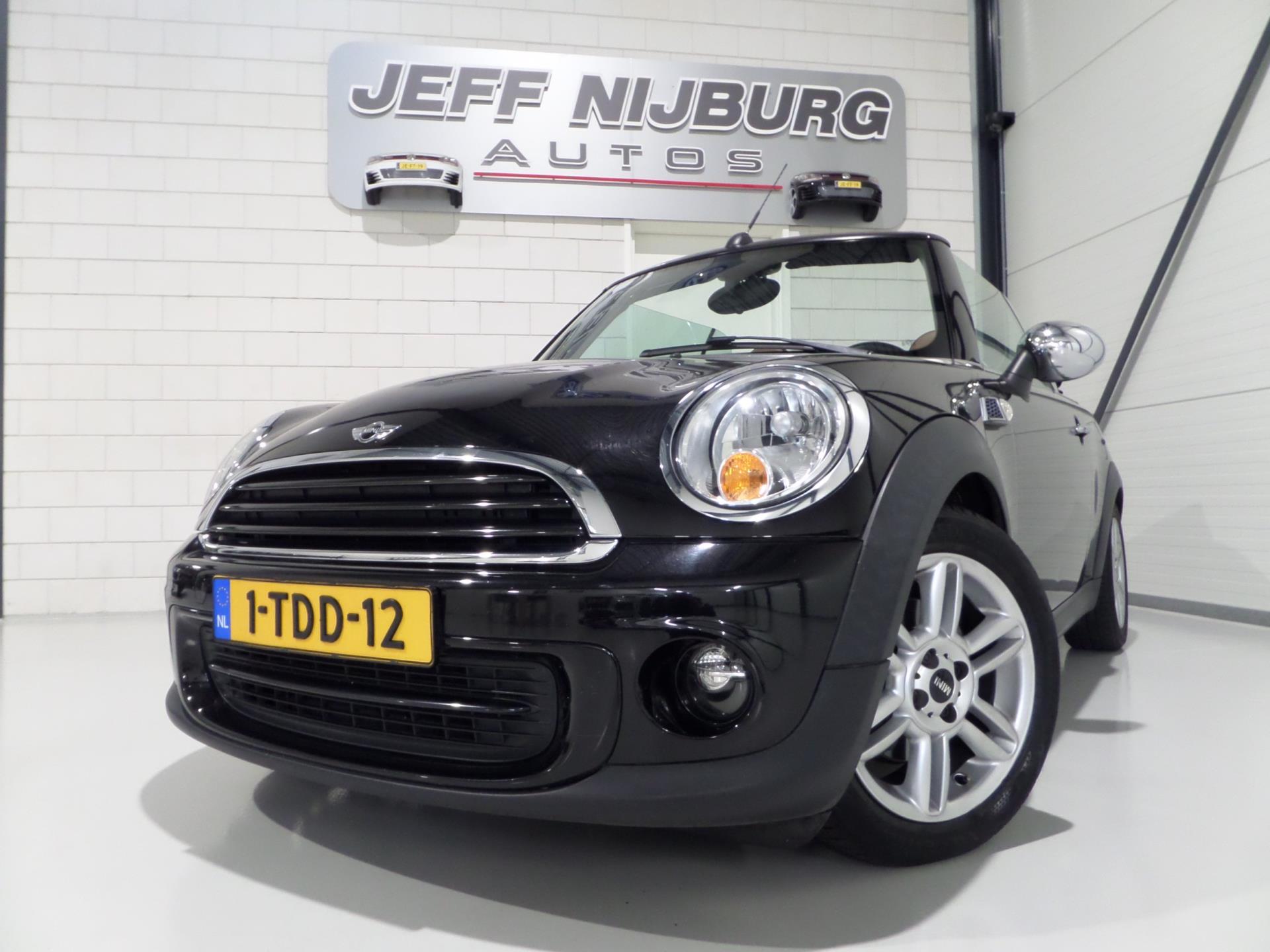 MINI Cabrio 1.6 One "Origineel NL!" Cognac-Leer Bluetooth Navigatie Stoelverwarming Cruise-control in ZEER nette staat !