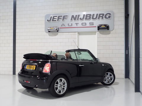 MINI Cabrio 1.6 One "Origineel NL!" Cognac-Leer Bluetooth Navigatie Stoelverwarming Cruise-control in ZEER nette staat !