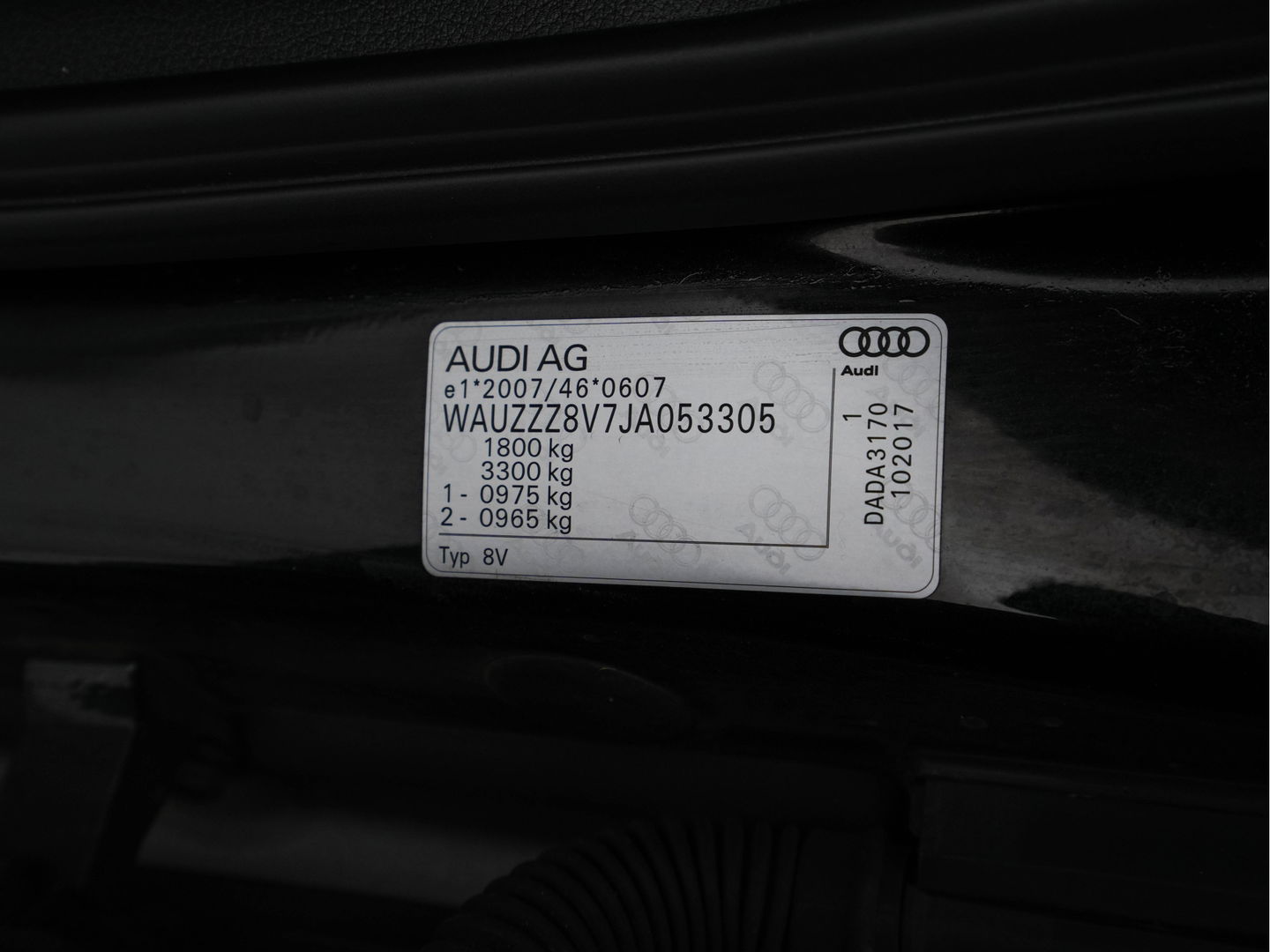 Audi A3 Sportback 1.5 TFSI CoD S-Line-Sportpack Edition Aut. *FULL-LED | LEATHER-FABRIC | NAVI-FULLMAP | SPORT-SEATS | AUDI-SOUND | ECC | PDC | PRIVACY-GLASS | CRUISE | 18''ALU*