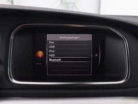 Volvo V40 1.5 T3 Polar+ Sport | Panoramadak | Stoelverwarming | Camera | Full LED | Navigatie | Park Assist | Harman/Kardon | Keyless | R Design