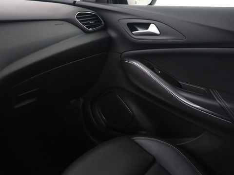 Opel Grandland X 1.6 Turbo Hybrid Ultimatie | Stoelventilatie | 360 Camera | Trekhaak | Carplay | Leder | Memory | Adaptive cruise | Full LED | Navigatie | PHEV | Plug In