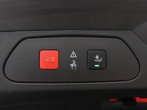 Opel Grandland X 1.6 Turbo Hybrid Ultimatie | Stoelventilatie | 360 Camera | Trekhaak | Carplay | Leder | Memory | Adaptive cruise | Full LED | Navigatie | PHEV | Plug In