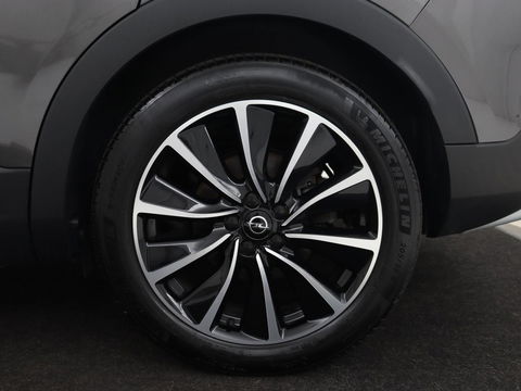 Opel Grandland X 1.6 Turbo Hybrid Ultimatie | Stoelventilatie | 360 Camera | Trekhaak | Carplay | Leder | Memory | Adaptive cruise | Full LED | Navigatie | PHEV | Plug In