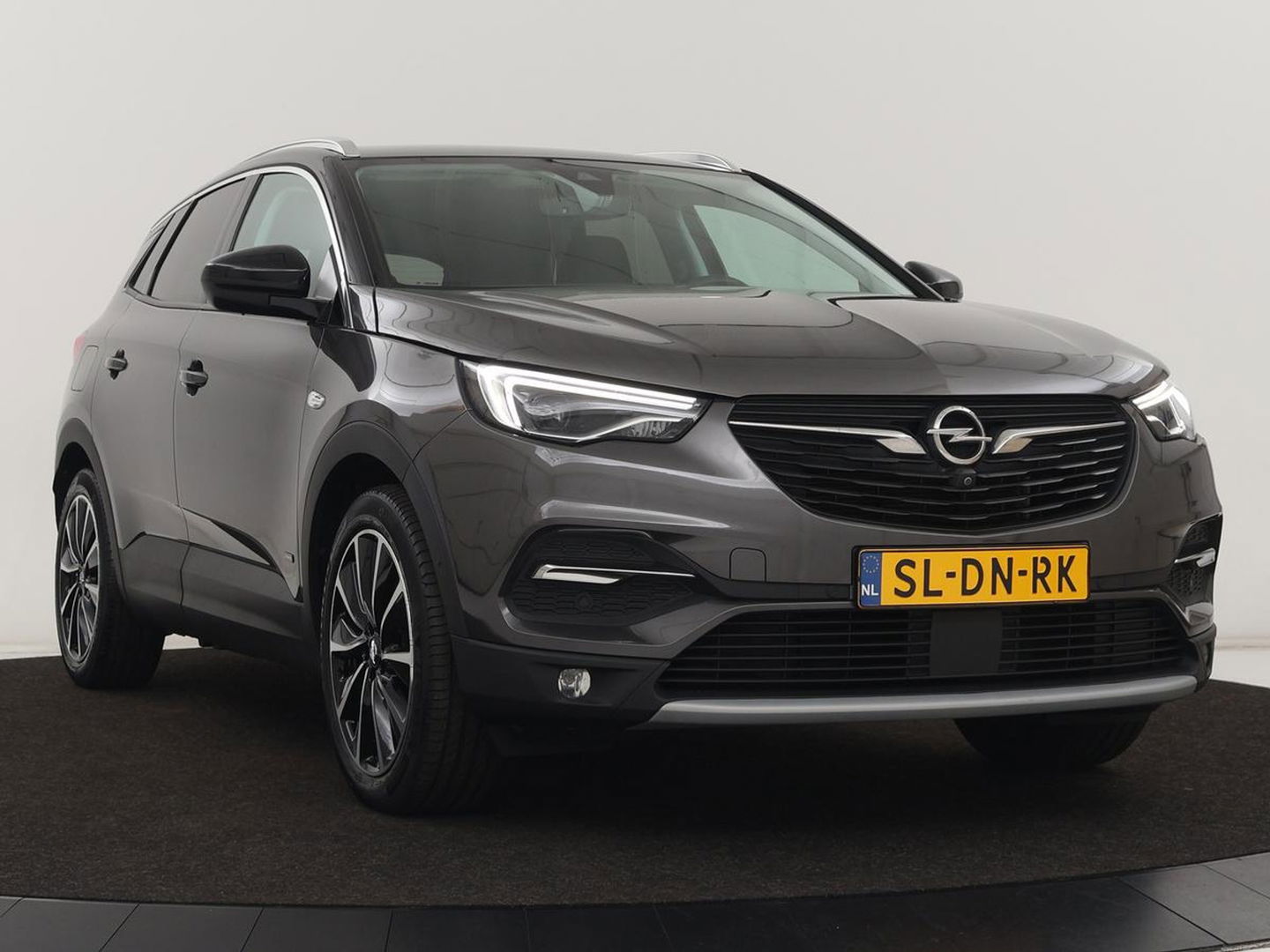 Opel Grandland X 1.6 Turbo Hybrid Ultimatie | Stoelventilatie | 360 Camera | Trekhaak | Carplay | Leder | Memory | Adaptive cruise | Full LED | Navigatie | PHEV | Plug In