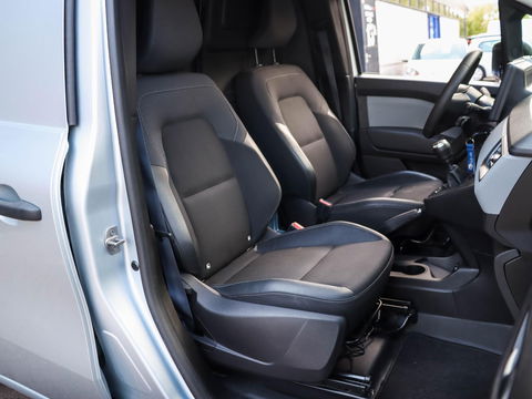 Renault Kangoo 1.5 Blue dCi 95 Comfort | Navigatie | Trekhaak | CarPlay
