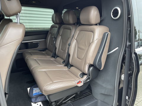 Mercedes-Benz V-Klasse 300d 237pk Extra Lang DC 5 persoons Avantgarde Edition / vaste prijs rijklaar € 52.950 ex btw / lease vanaf € 864 / AMG / burmester / leer / camera / originele Nedelandse bus !