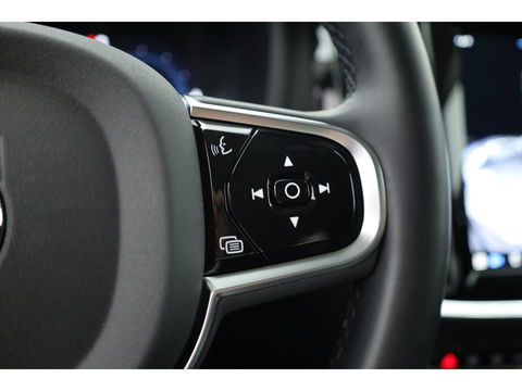 Volvo V60 2.0 T6 Plug-in hybrid AWD Plus Bright | H&K Audio | 360 camera | ACC | Blis | 4x stoel + stuurverw. |