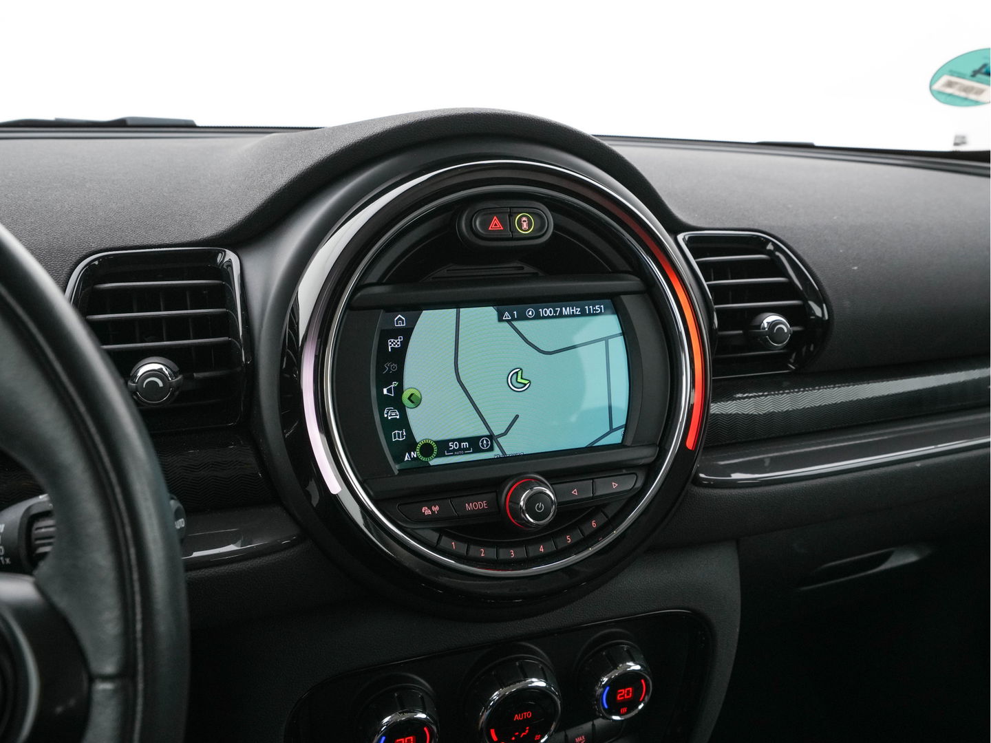 MINI Clubman 1.5 Cooper Chili (INCL-BTW) Aut. *LEATHER-MICROFIBRE | FULL-LED | KEYLESS | NAVI-FULLMAP | SPORT-SEATS | ECC | PDC | CRUISE | 18''ALU*