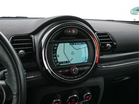 MINI Clubman 1.5 Cooper Chili (INCL-BTW) Aut. *LEATHER-MICROFIBRE | FULL-LED | KEYLESS | NAVI-FULLMAP | SPORT-SEATS | ECC | PDC | CRUISE | 18''ALU*