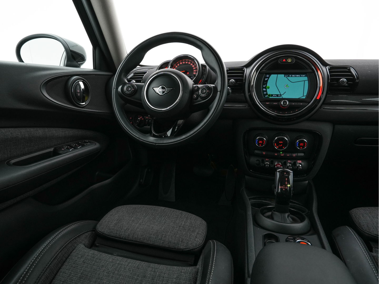 MINI Clubman 1.5 Cooper Chili (INCL-BTW) Aut. *LEATHER-MICROFIBRE | FULL-LED | KEYLESS | NAVI-FULLMAP | SPORT-SEATS | ECC | PDC | CRUISE | 18''ALU*