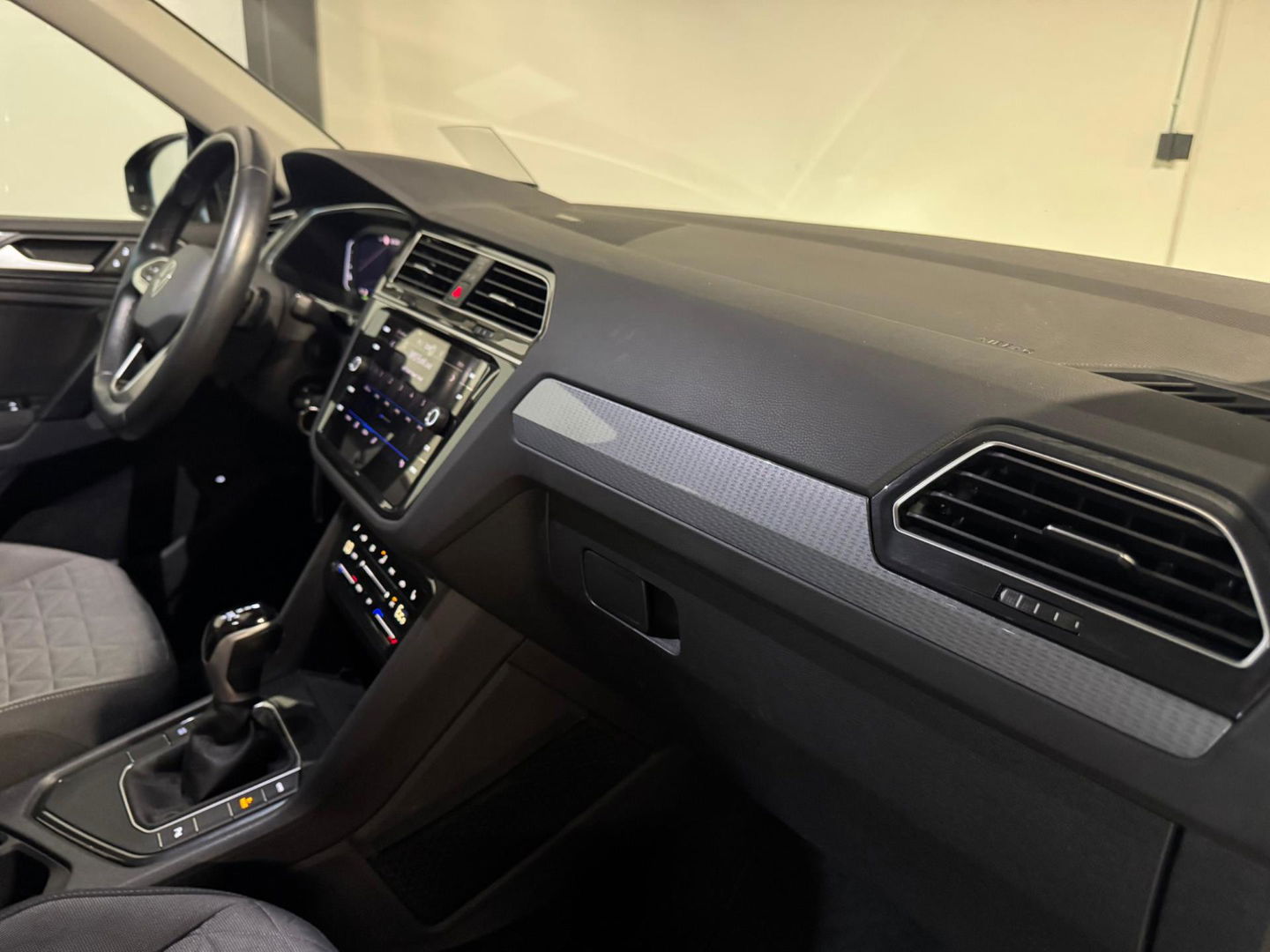 Volkswagen Tiguan 1.4 TSI eHybrid R-Line Business+ CAM HUD