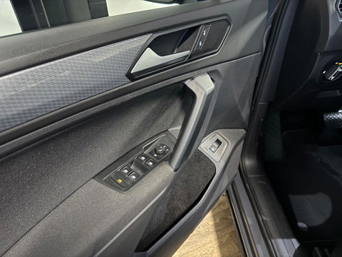 Volkswagen Tiguan 1.4 TSI eHybrid R-Line Business+ CAM HUD