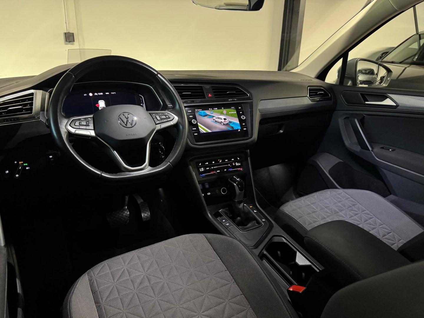 Volkswagen Tiguan 1.4 TSI eHybrid R-Line Business+ CAM HUD