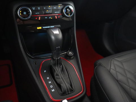 Ford Puma 1.0 EcoBoost Hybrid ST Line Vignale | Leder | Trekhaak | Massage | Stoel & stuurverwarming | Carplay | Navigatie | Keyless | Full LED