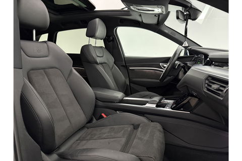 Audi e-tron 55 Quattro S-line 95 kWh b&o Pano Sfeer Memory ACC LED 21"LMV Trekhaak Virtual Carplay Clima Navi PDC