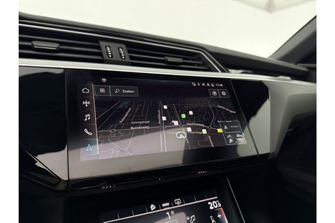 Audi e-tron 55 Quattro S-line 95 kWh b&o Pano Sfeer Memory ACC LED 21"LMV Trekhaak Virtual Carplay Clima Navi PDC