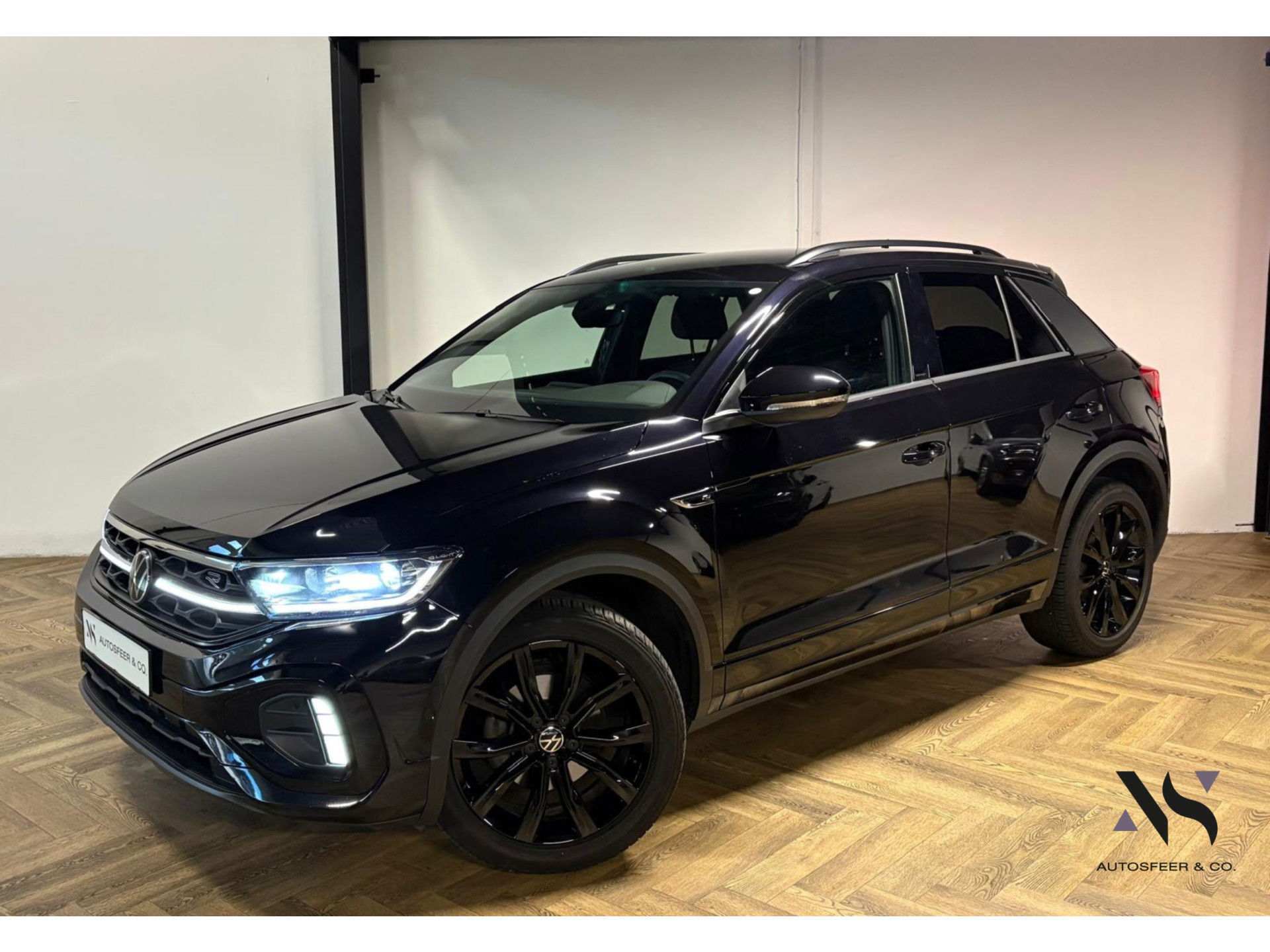 Volkswagen T-Roc 1.5 TSI R-Line CAM KEYLESS'