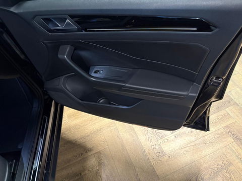 Volkswagen T-Roc 1.5 TSI R-Line CAM KEYLESS'