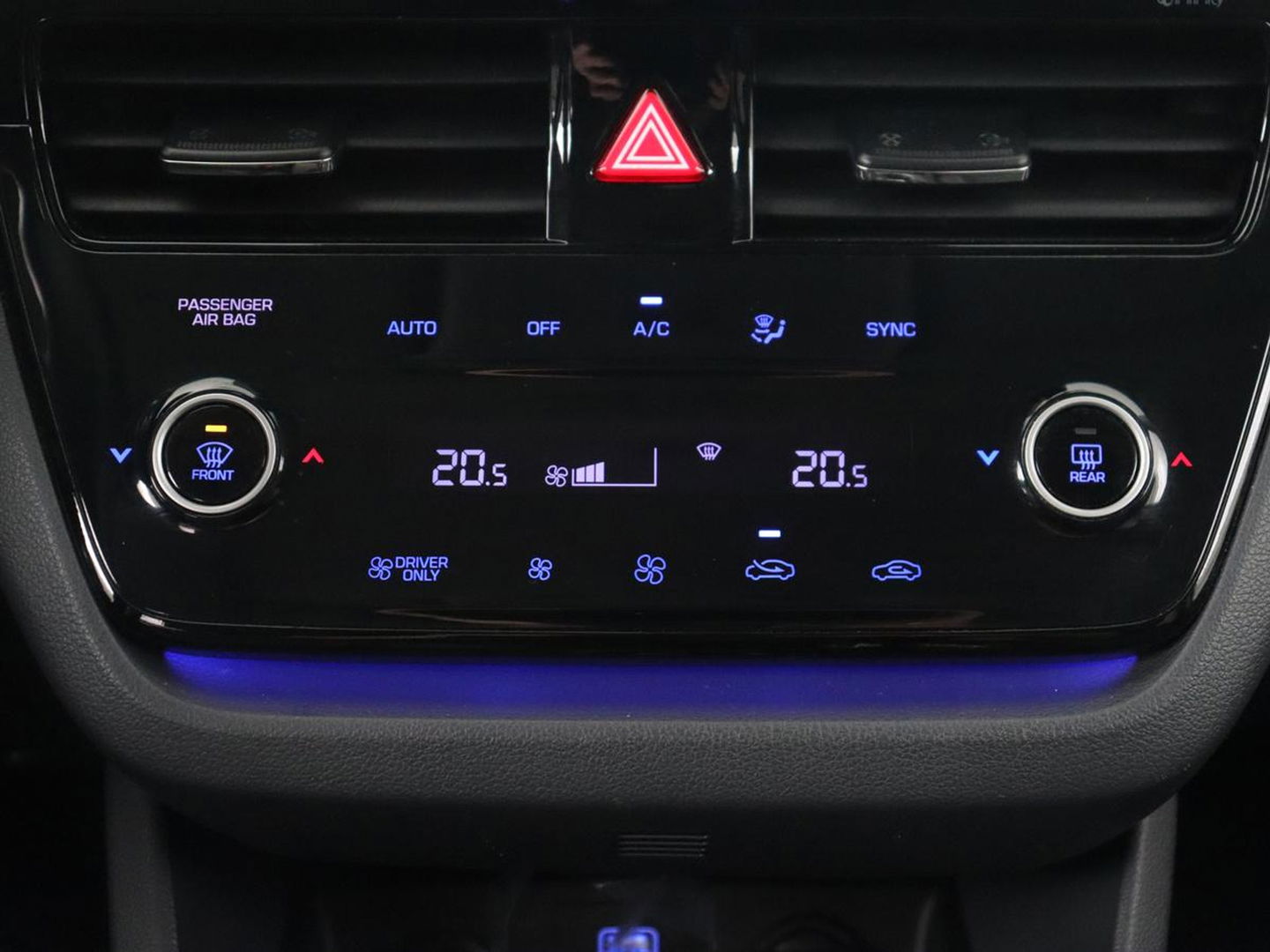 Hyundai IONIQ 1.6 GDI Hybrid Premium | Schuifdak | Stoelventilatie | Leder | Adaptive cruise | Infinity Sound | Camera | Carplay | Memory | Navigatie | Stoel & stuurverwarming