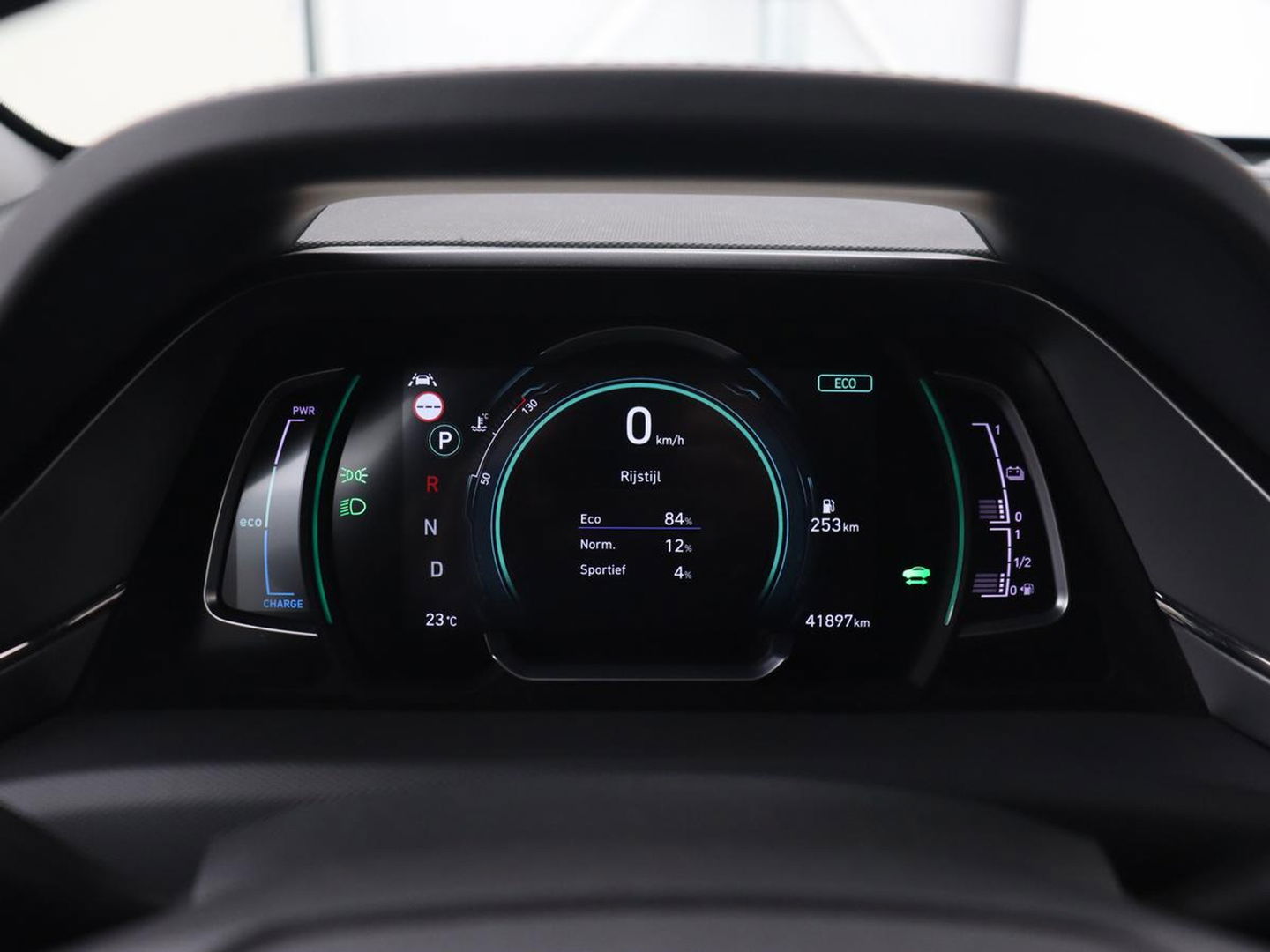 Hyundai IONIQ 1.6 GDI Hybrid Premium | Schuifdak | Stoelventilatie | Leder | Adaptive cruise | Infinity Sound | Camera | Carplay | Memory | Navigatie | Stoel & stuurverwarming