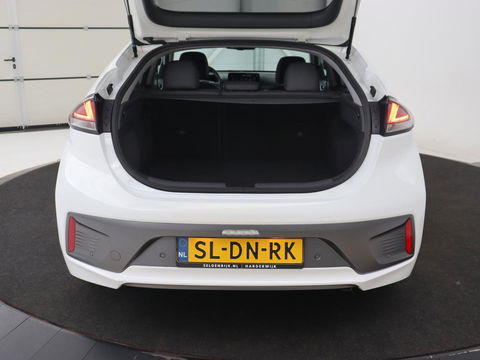 Hyundai IONIQ 1.6 GDI Hybrid Premium | Schuifdak | Stoelventilatie | Leder | Adaptive cruise | Infinity Sound | Camera | Carplay | Memory | Navigatie | Stoel & stuurverwarming