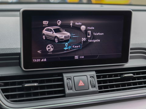 Audi Q5 55 TFSI e Quattro Sport 367PK Pano Luchtvering Trekhaak ACC Leder