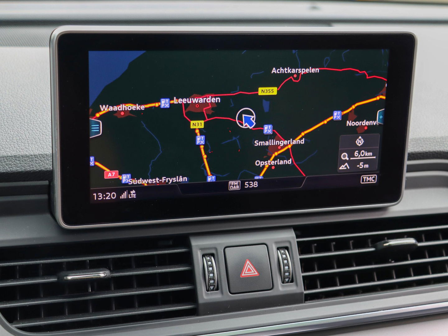 Audi Q5 55 TFSI e Quattro Sport 367PK Pano Luchtvering Trekhaak ACC Leder