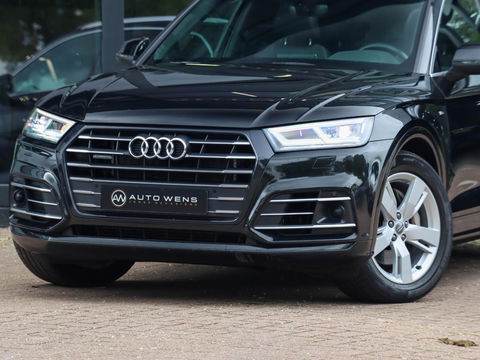 Audi Q5 55 TFSI e Quattro Sport 367PK Pano Luchtvering Trekhaak ACC Leder
