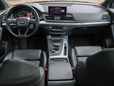 Audi Q5 55 TFSI e Quattro Sport 367PK Pano Luchtvering Trekhaak ACC Leder