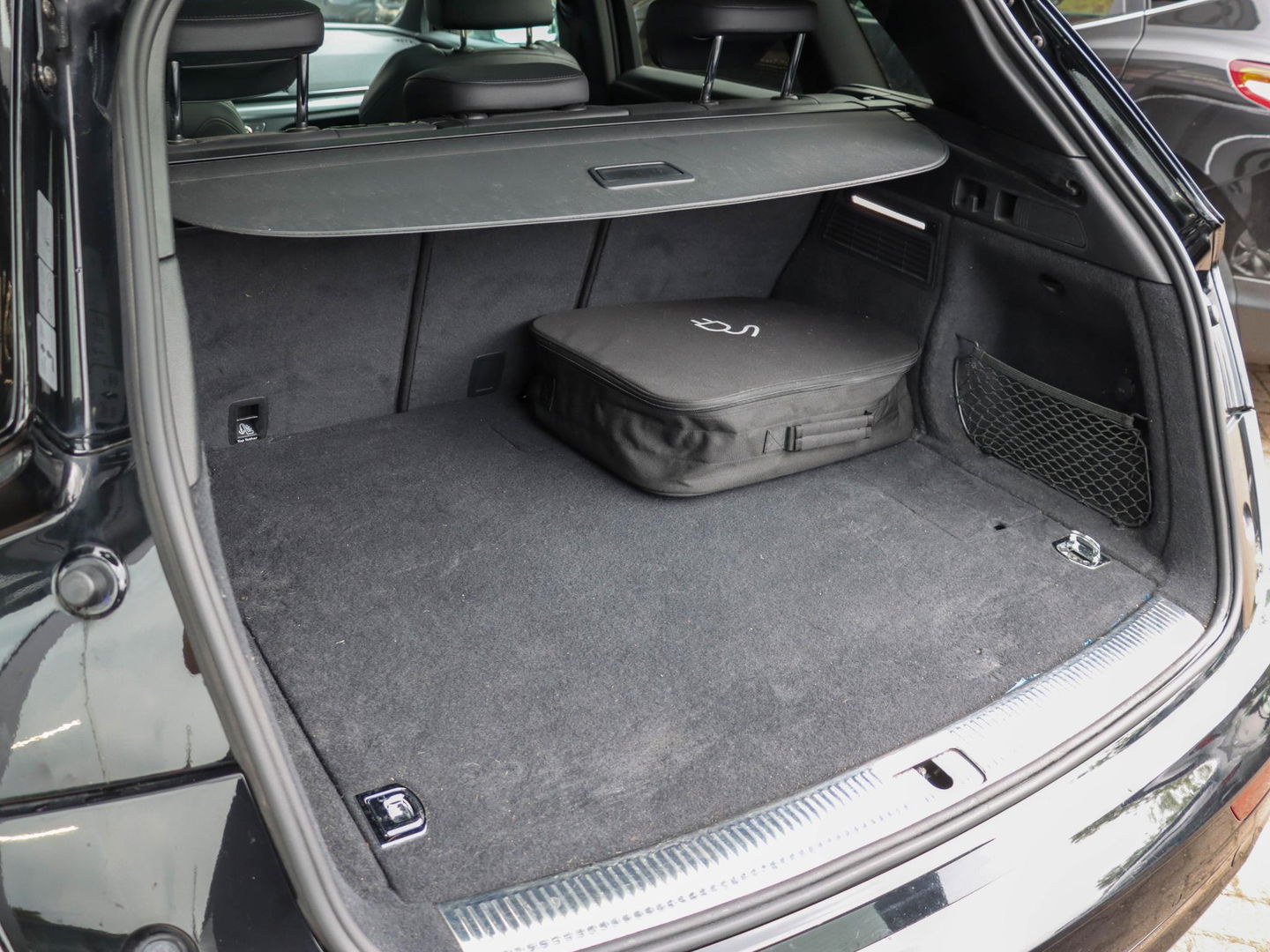 Audi Q5 55 TFSI e Quattro Sport 367PK Pano Luchtvering Trekhaak ACC Leder