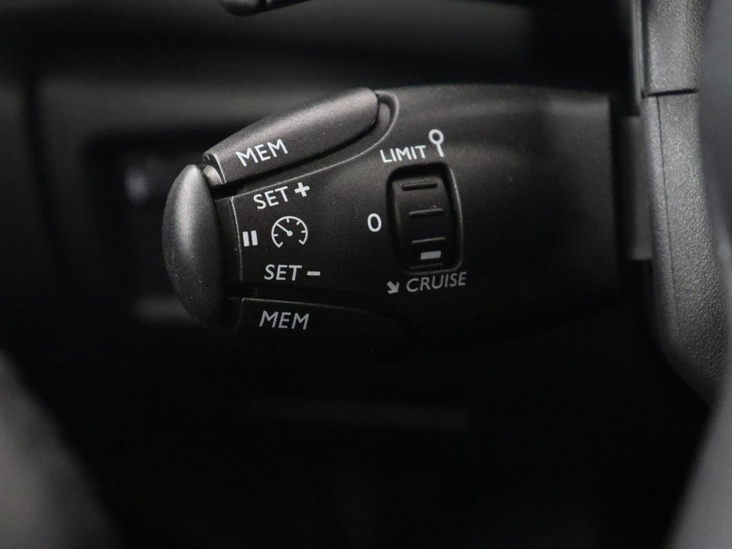Citroën C5 Aircross 1.6 Plug-in Hybrid 225 Feel | Camera | Carplay | Navigatie | Full LED | Digital Cockpit | Parkeerhulp | Cruise control | Climate control | PHEV | Plug In