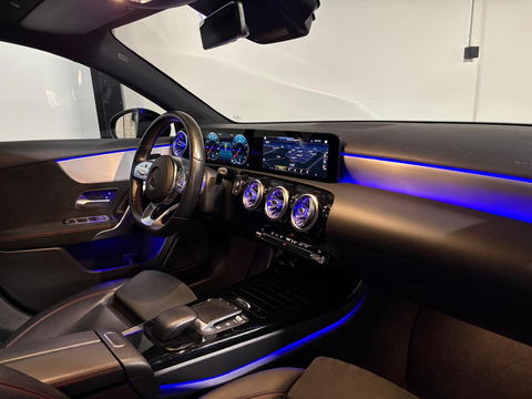 Mercedes-Benz A-Klasse 200 Premium Plus AMG PANO CAM