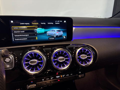 Mercedes-Benz A-Klasse 200 Premium Plus AMG PANO CAM
