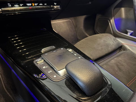 Mercedes-Benz A-Klasse 200 Premium Plus AMG PANO CAM