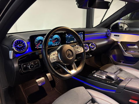 Mercedes-Benz A-Klasse 200 Premium Plus AMG PANO CAM