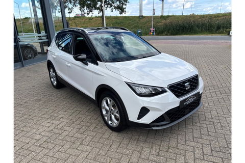 SEAT Arona 1.0 TSI FR BUSINESS ECO AIRCO NAVI PDC STOELVERW.