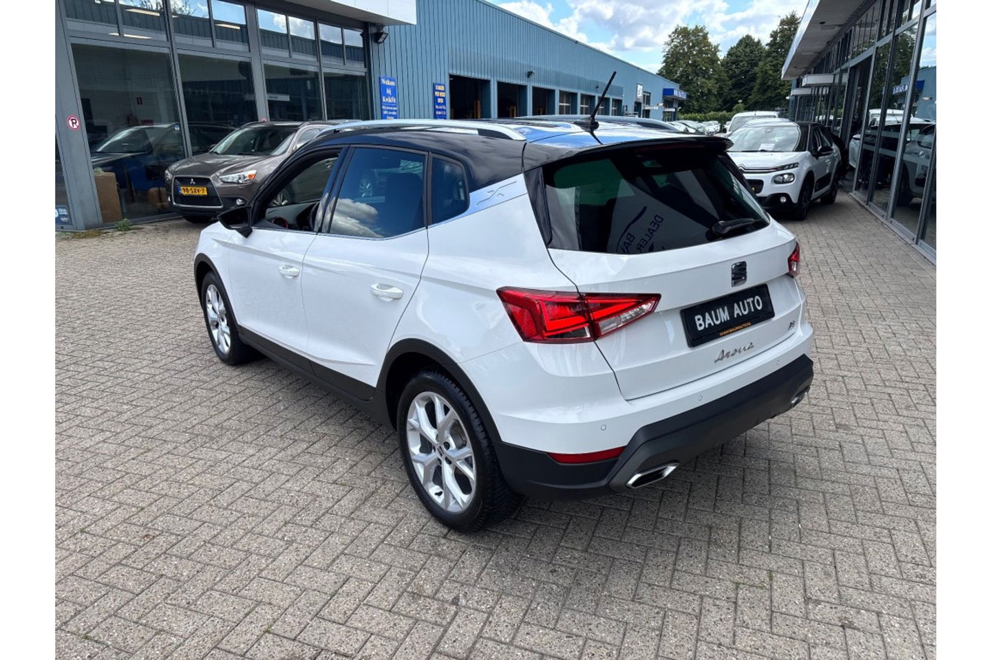SEAT Arona 1.0 TSI FR BUSINESS ECO AIRCO NAVI PDC STOELVERW.