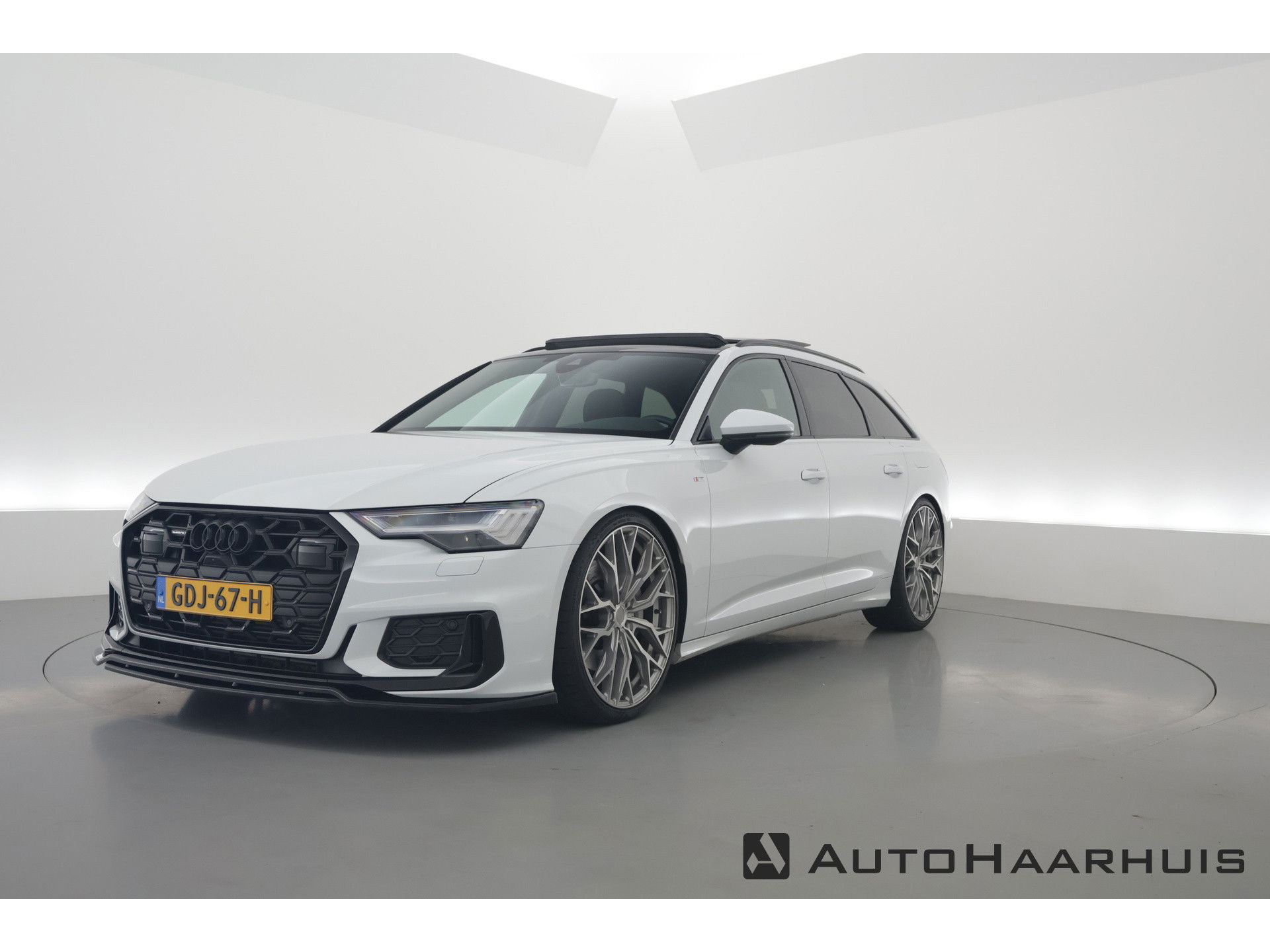 Audi A6 Avant 50 TFSI e quattro S edition Competition | Sport Look | Pano | 22'' Concaver | Speciale Audio | S-Line | Stoelverw. |