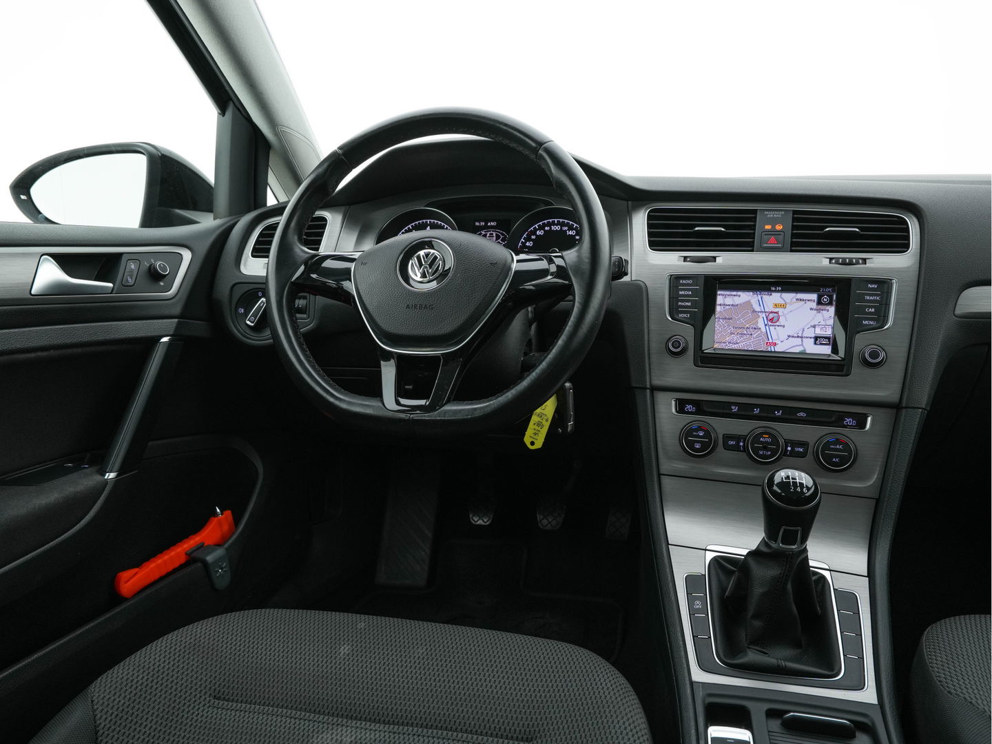 Volkswagen Golf 1.4 TGI Comfortline BlueMotion Executive-Pack *NAVI-FULLMAP | COMFORT-SEATS | ECC | CRUISE | TOWBAR | 15''ALU*