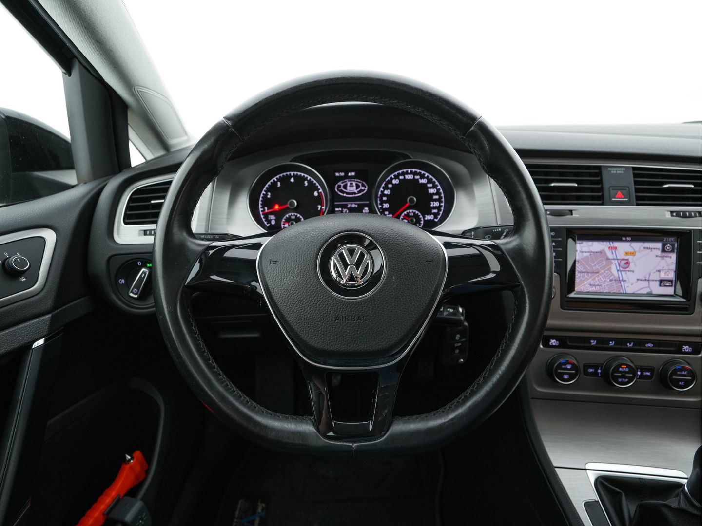 Volkswagen Golf 1.4 TGI Comfortline BlueMotion Executive-Pack *NAVI-FULLMAP | COMFORT-SEATS | ECC | CRUISE | TOWBAR | 15''ALU*