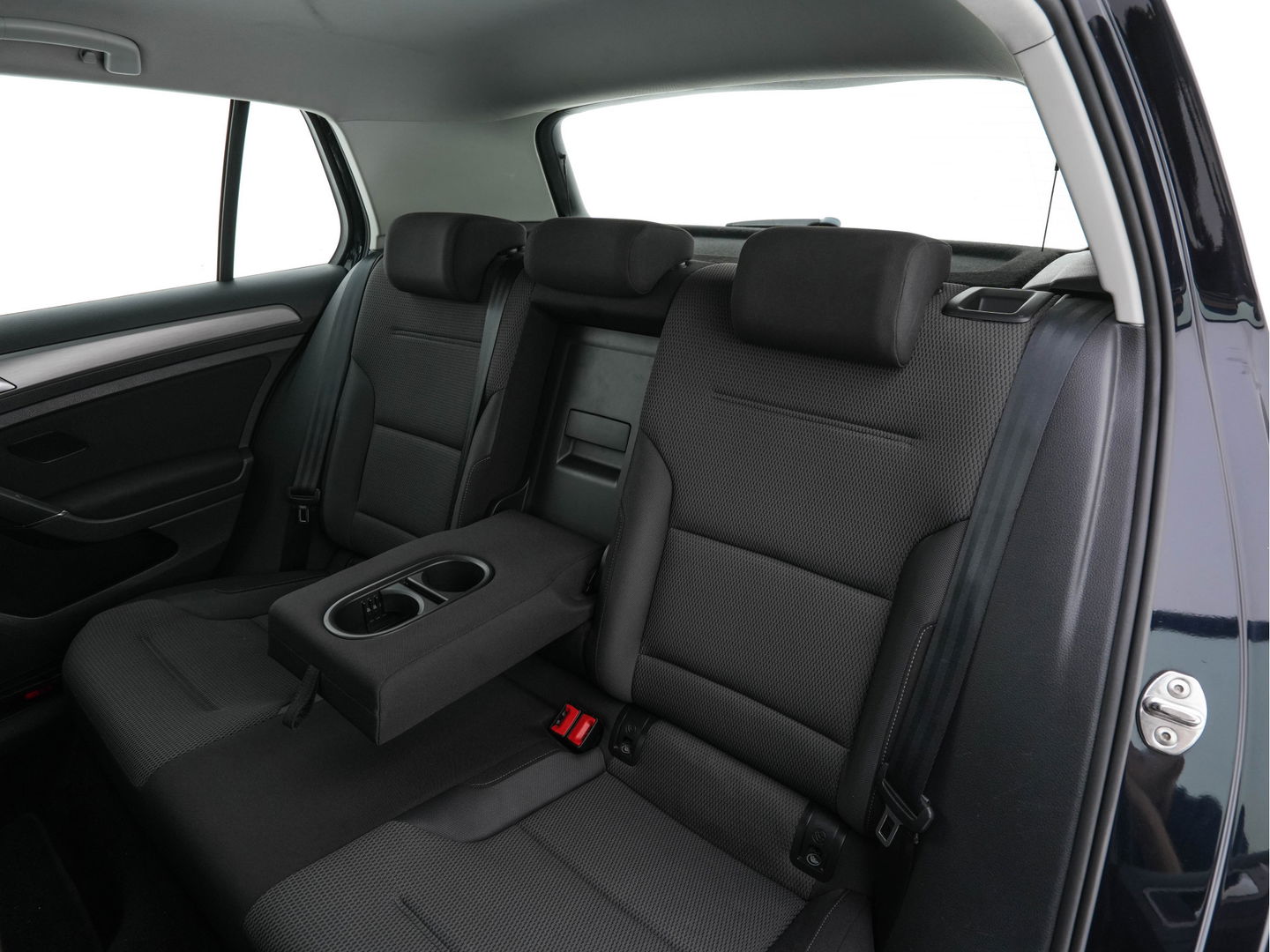 Volkswagen Golf 1.4 TGI Comfortline BlueMotion Executive-Pack *NAVI-FULLMAP | COMFORT-SEATS | ECC | CRUISE | TOWBAR | 15''ALU*