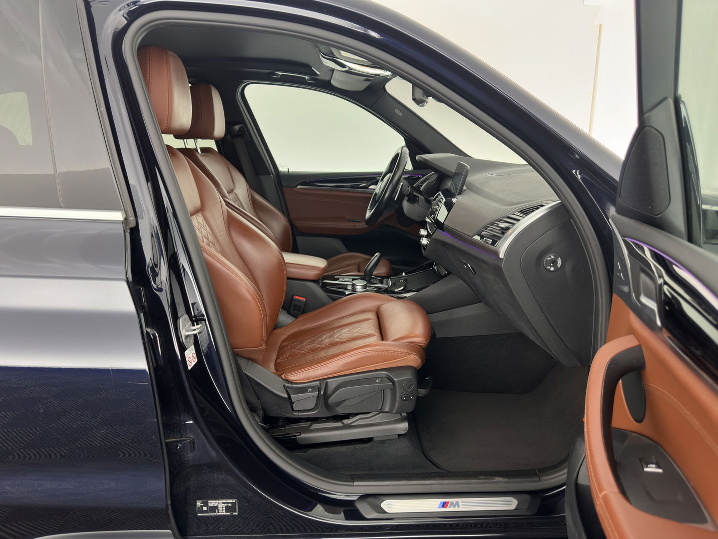 BMW X3 xDrive30e eDrive Edition M-Sportpack (INCL-BTW) *LUXURY-LEATHER | FULL-LED | DIGI-COCKPIT | HIFI-SOUND | CARPLAY | DAB+ | HEATED-SPORTSEATS | AMBIENT-LIGHT | TOWBAR  | PRIVACY-GLASS | CARPLAY | SHIFT-PADDLES |  21''ALU*