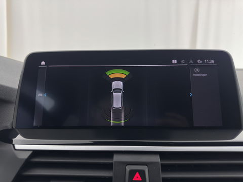 BMW X3 xDrive30e eDrive Edition M-Sportpack (INCL-BTW) *LUXURY-LEATHER | FULL-LED | DIGI-COCKPIT | HIFI-SOUND | CARPLAY | DAB+ | HEATED-SPORTSEATS | AMBIENT-LIGHT | TOWBAR  | PRIVACY-GLASS | CARPLAY | SHIFT-PADDLES |  21''ALU*