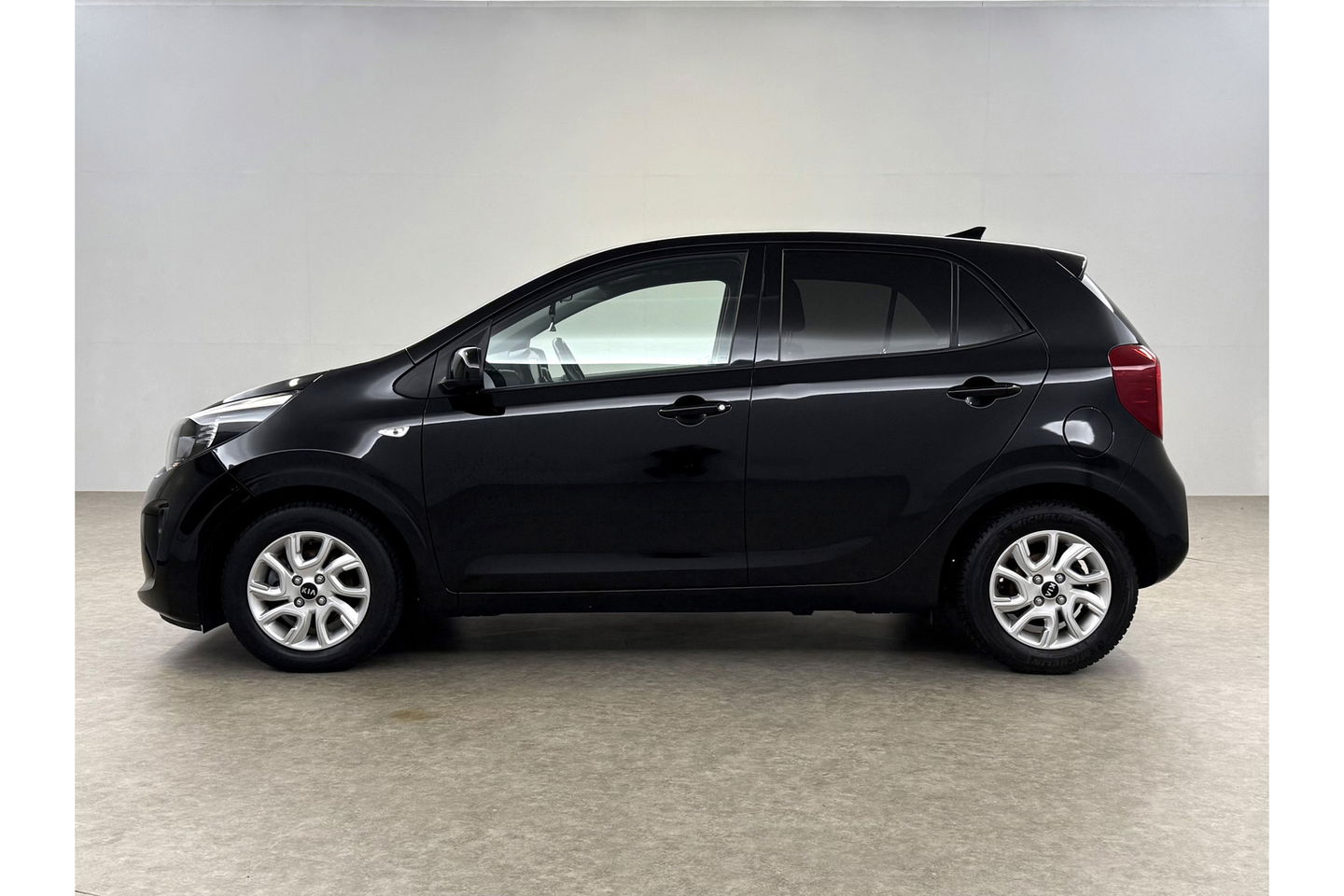 Kia Picanto 1.0 MPi DynamicPlusLine Airco Camera Carplay Cruise Navigatie 14"LMV