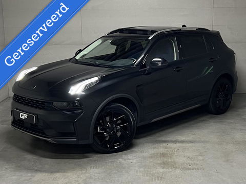 Lynk & Co 01 1.5 Plug-in Black Edition Carplay Sfeerver. 360° NAP