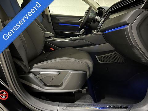 Lynk & Co 01 1.5 Plug-in Black Edition Carplay Sfeerver. 360° NAP