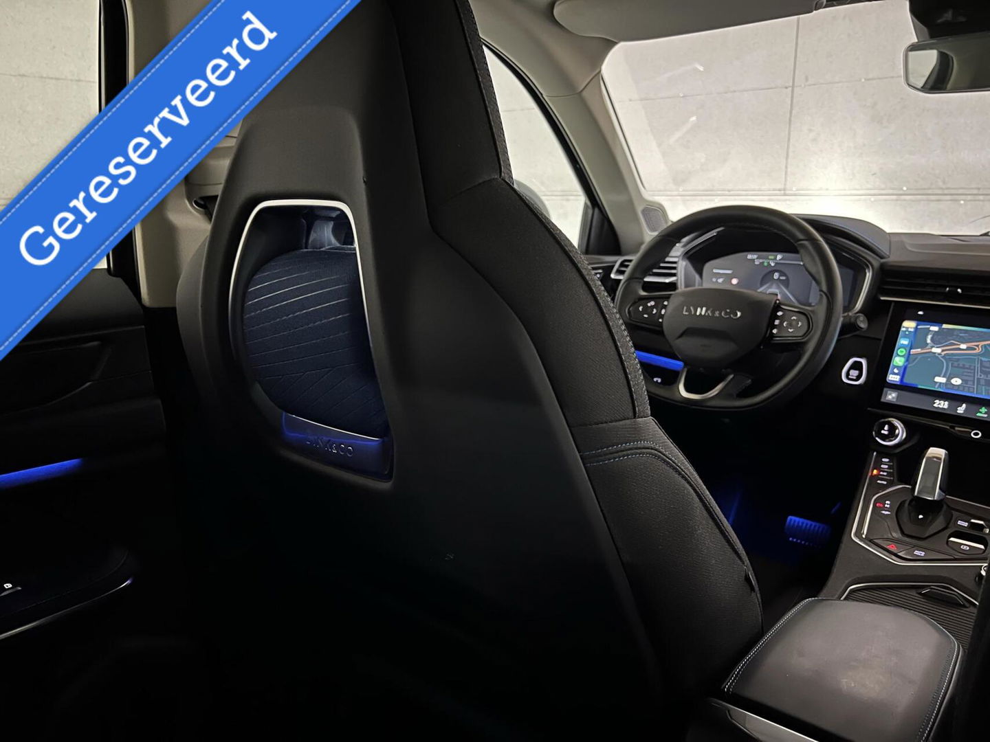 Lynk & Co 01 1.5 Plug-in Black Edition Carplay Sfeerver. 360° NAP