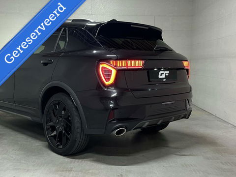Lynk & Co 01 1.5 Plug-in Black Edition Carplay Sfeerver. 360° NAP