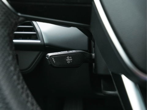 Audi e-tron GT 93 kWh Quattro [ 3-Fase ] {SOH-93%} (INCL-BTW) *PANO | FULL-LED | LUXURY-LEATHER | AUDI-SOUNDSYSTEM | DIGI-COCKPIT | NAVI-FULLMAP | HEATED-SPORTSEATS | TOP-VIEW | DAB | KEYLESS | LANE-ASSIST | SHIFT-PADDLES | PRIVACY-GLASS | 20
